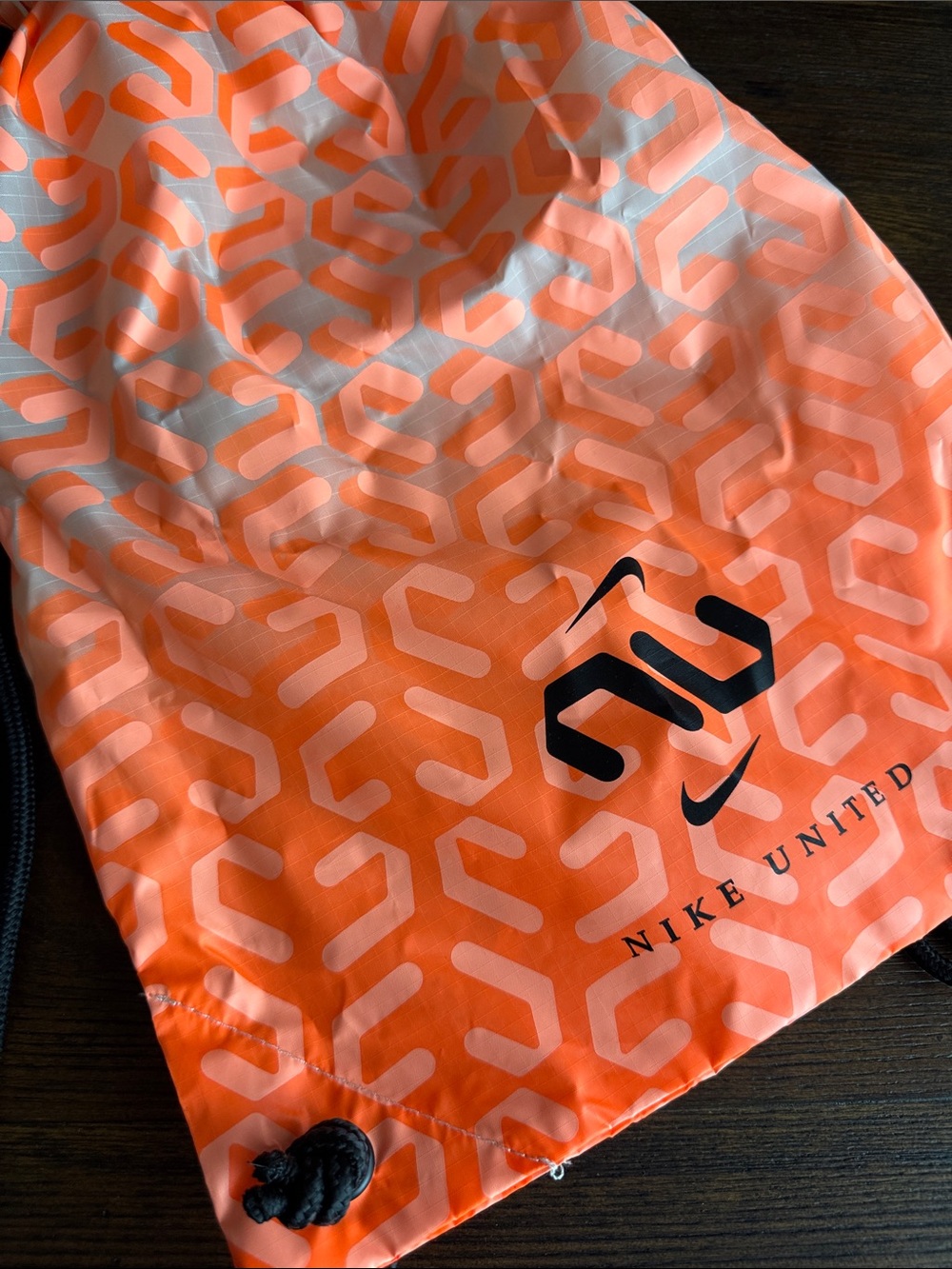 Nike Drawstring Bag - Picture 4 of 4